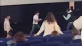 Mujeres Jóvenes sobre el boxeador Antonio Barrul en el cine: "No es la solución ante un problema estructural"