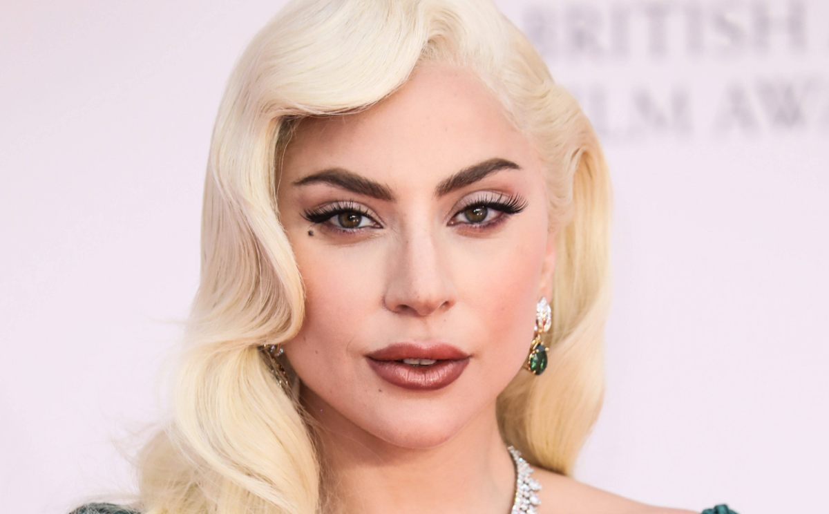 Lady Gaga Enjoys Posh Dinner Date in Malibu With Rarely-Pictured Boyfriend