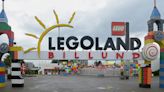 Un incendio derritió construcciones emblemáticas del parque Legoland en Dinamarca