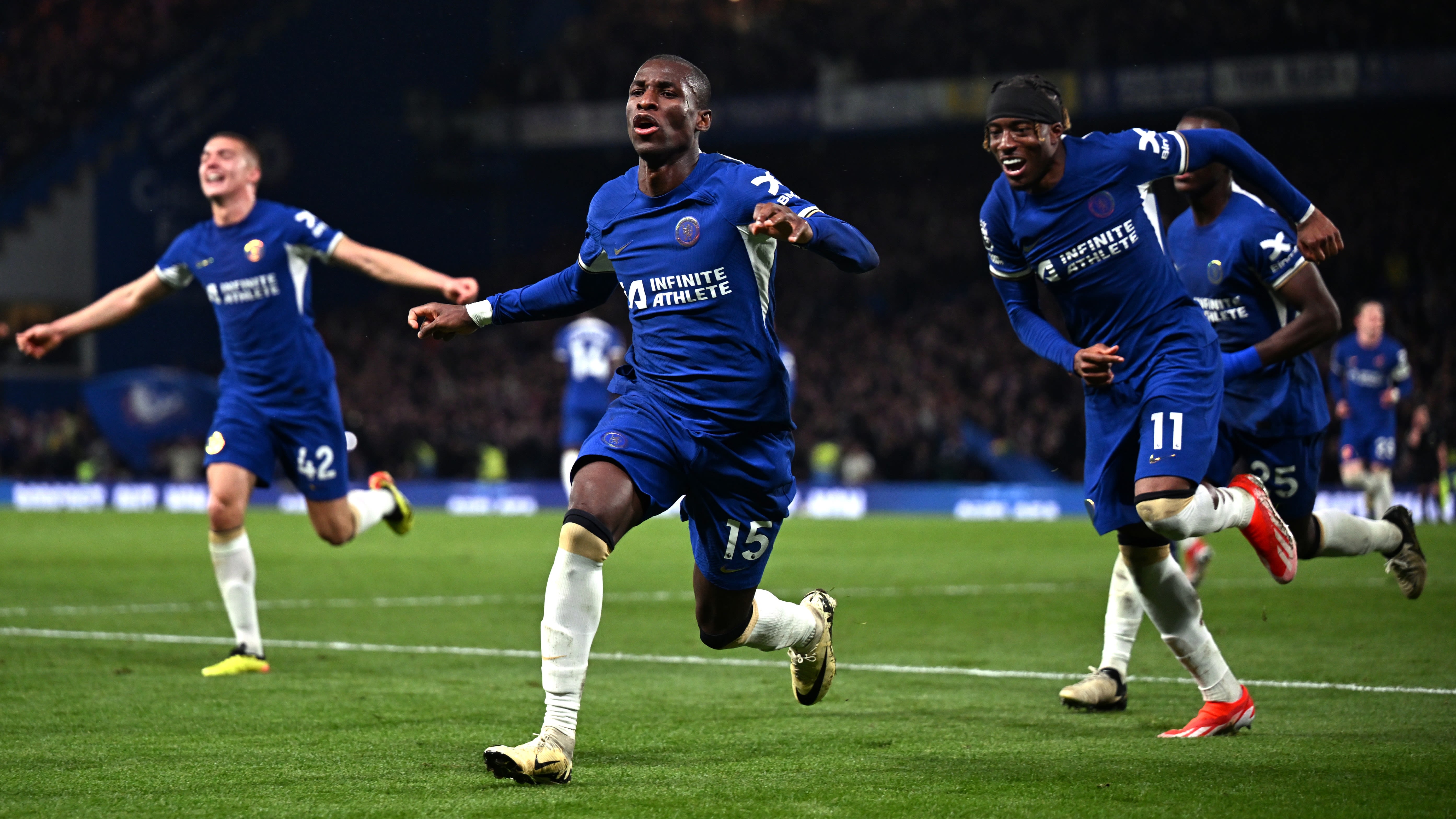 Chelsea boost European hopes with win over Spurs