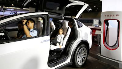 Tesla Beijing to recall 870 imported model X EVs, China regulator says