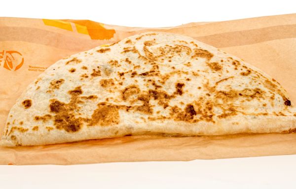 The Taco Bell Quesadilla Ordering Hack You Need To Start Trying