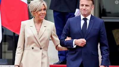 Brigitte et Emmanuel Macron à Brégançon, des vacances loin d'être classiques mais une parenthèse plus que bienvenue