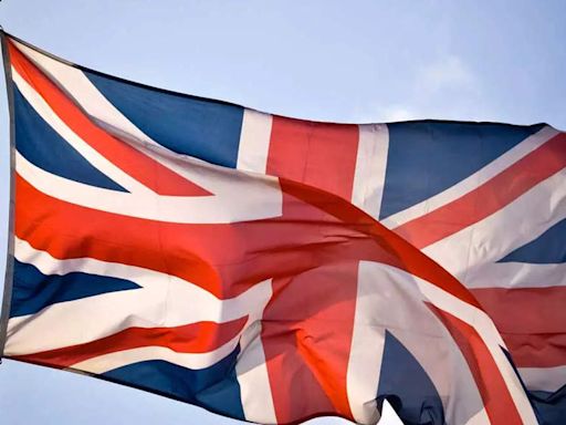 UK halts further rise to Family Visa minimum income threshold - The Economic Times