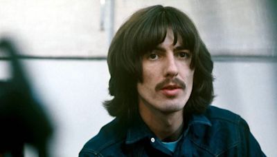 Una pelea y un almuerzo agrio: el día en que George Harrison dejó a The Beatles - La Tercera