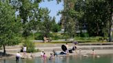 As heat wave continues, Calgarians — 4 legged and otherwise — find ways to cool off