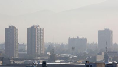 Calidad del aire no mejora: declaran nueva alerta ambiental para este lunes en la región Metropolitana - La Tercera