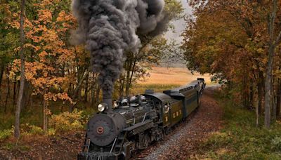 See the Best Fall Foliage in the U.S. From 14,000 Feet on this Magical Train Ride