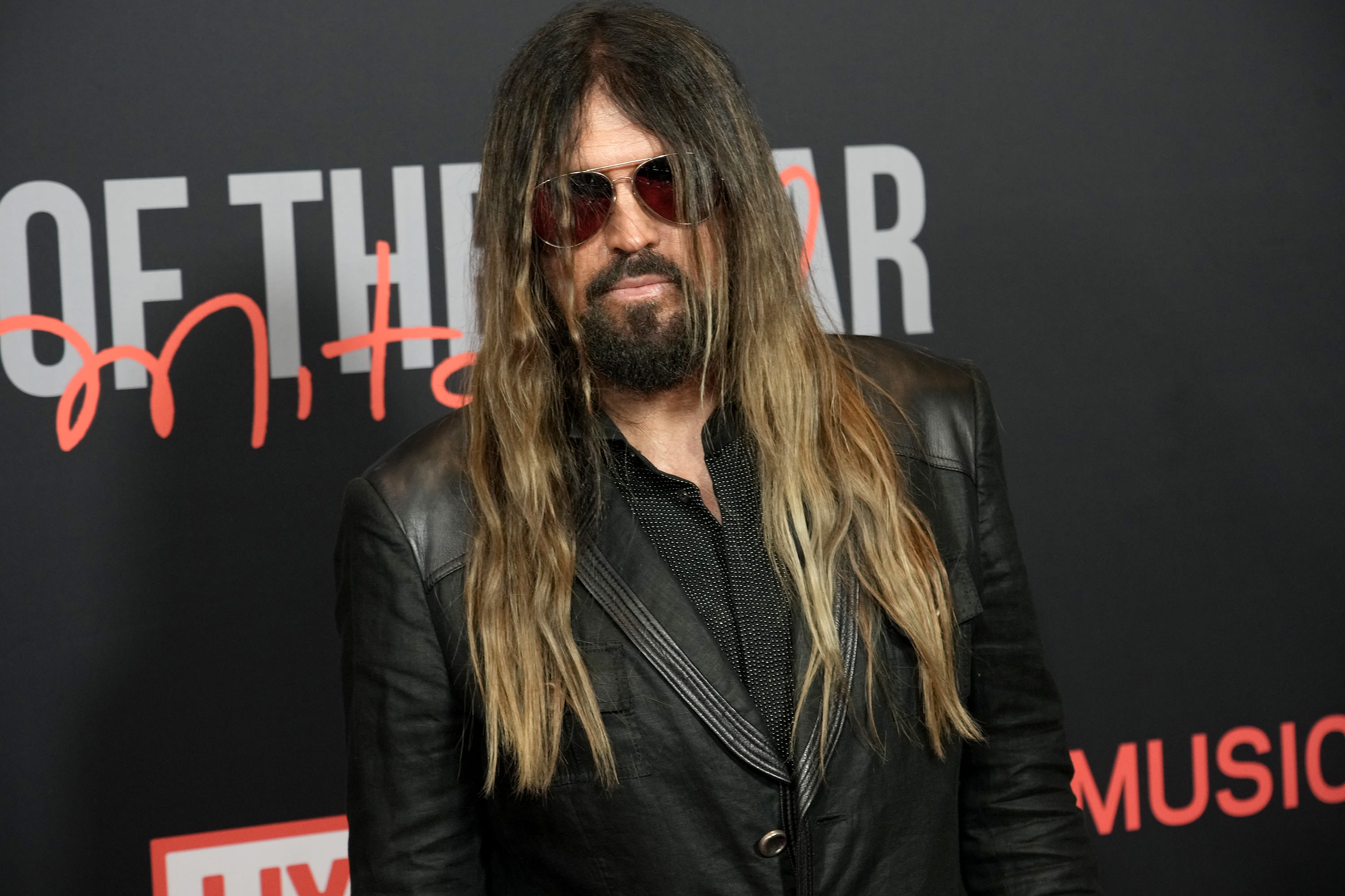 Billy Ray Cyrus ‘Attempting to Lean on Tish’ Despite Her New Hubby Dominic Purcell’s Objections