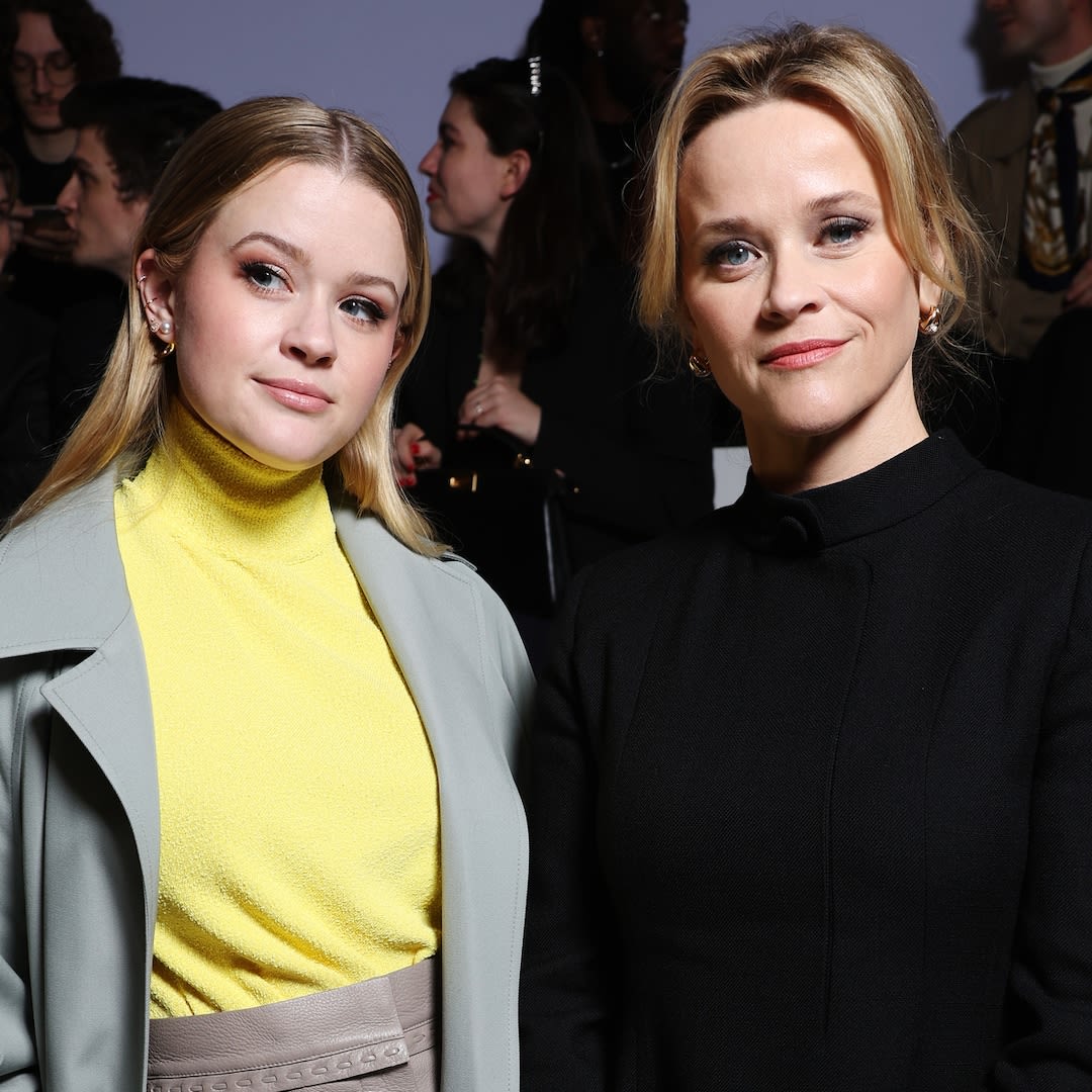 Reese Witherspoon & Daughter Ava Phillippe Prove It’s Not Hard to See the Resemblance in New Twinning Pic - E! Online