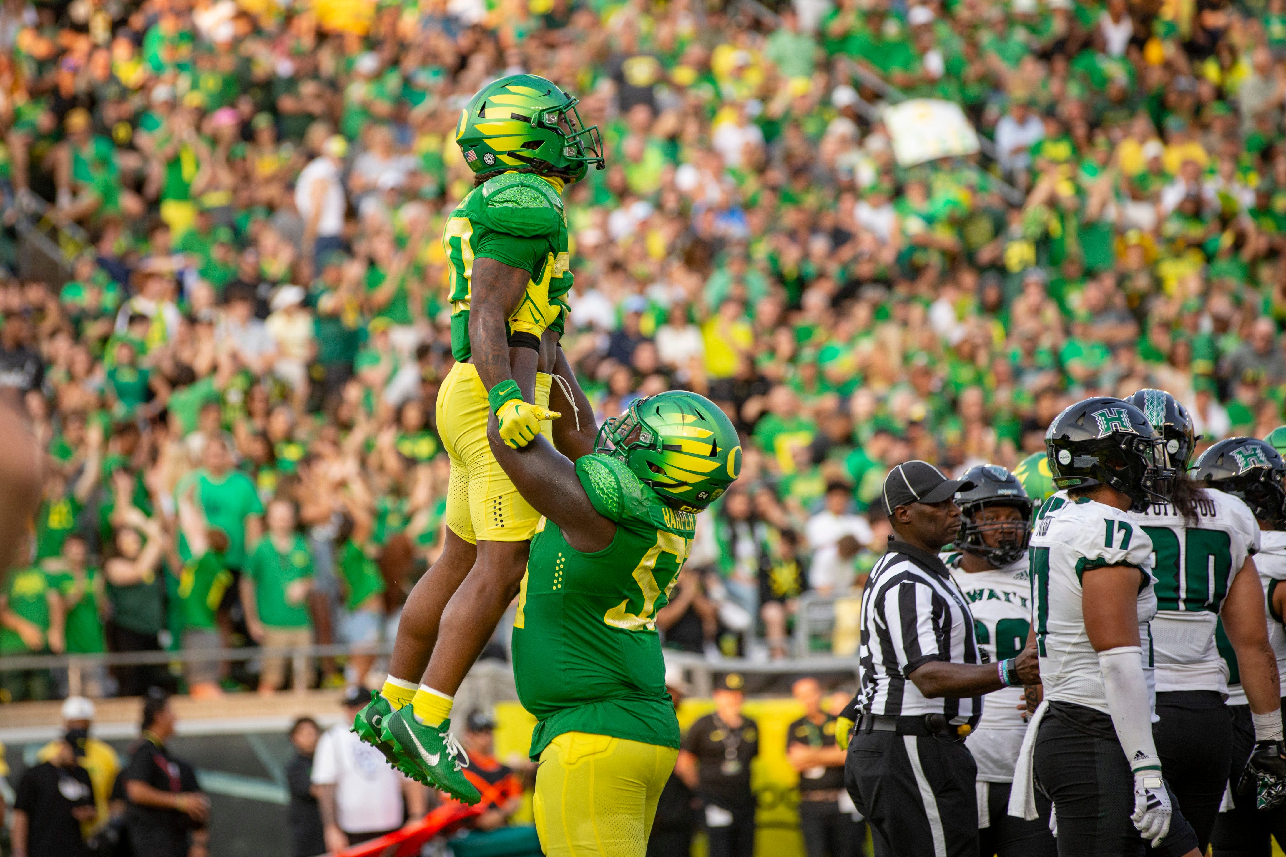 Jordan James gains speed and an increased role as Oregon's expected starter at RB