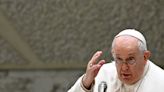 Pope praises journalists on their silence on some scandals | Terry Mattingly