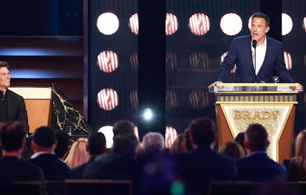 Ben Affleck Receives Lackluster Response to His Tom Brady Roast