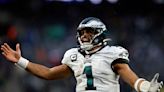 Hurts, Eagles clinch playoffs with 48-22 win over Giants