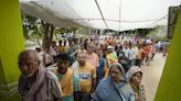 Acaban las elecciones en India: 33 muertos en los colegios electorales por el calor