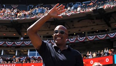 Famous author gets brutally honest about Barry Bonds