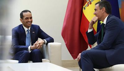 Sánchez recibe al primer ministro de Qatar y aboga por la colaboración euro-árabe para la paz en Oriente Próximo