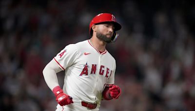 Angels’ Kevin Pillar celebrates career milestone