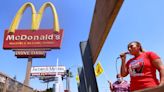 Op-Ed: How a new California law for fast-food workers can set a path for industries nationwide
