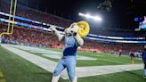 Manny Miles returns to UNC football coaching staff