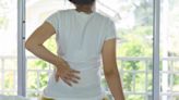 長期下背痛恐患僵直性脊椎炎 醫曝6症狀小心中鏢 - 健康