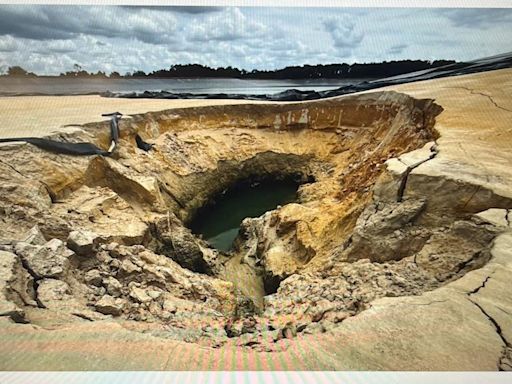 Crews trying to fix 'sand volcano' impacting Central Florida reservoir