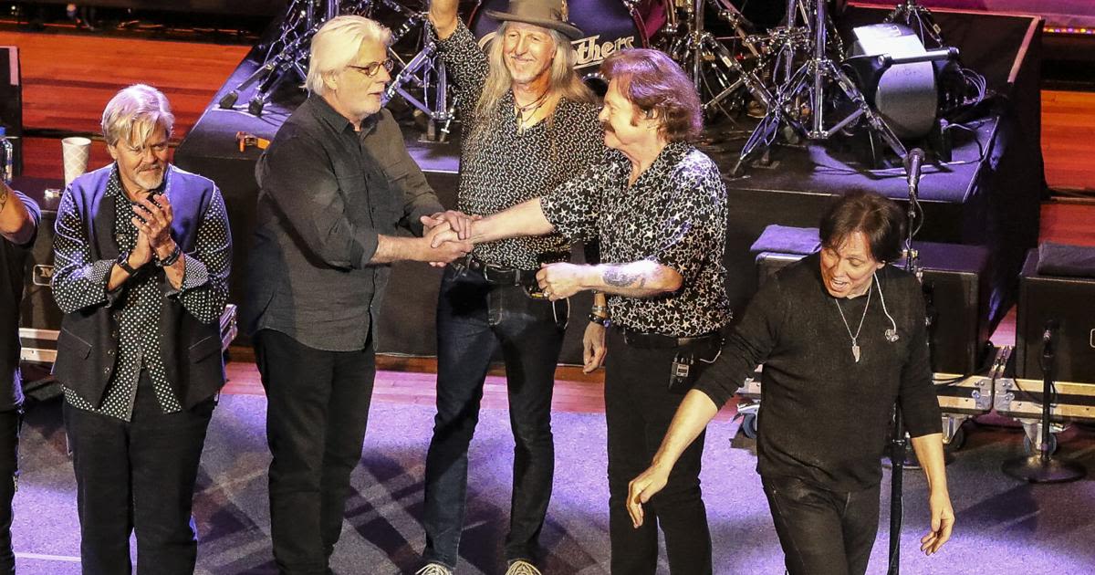 Doobie Brothers featuring both versions of band leads concert lineup for remainder of 2024