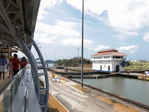 El Niño y la gestión del agua explican los problemas en el canal de Panamá, según un estudio