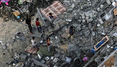 Al menos 30 palestinos muertos deja ataque de Israel a una escuela en Gaza