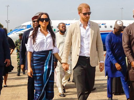 Viagem de Harry e Meghan à Nigéria deixou a família real ‘furiosa’, diz jornal