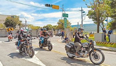 推重機觀光 250車友馳騁彰化超吸睛