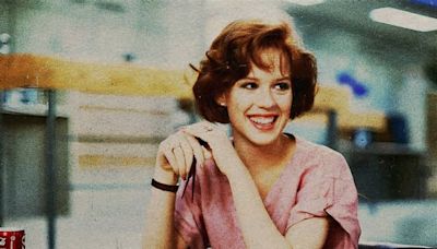 Molly Ringwald reveals a selection of her favourite movies: “It just evokes a feeling”