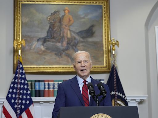 Biden condena la violencia en las protestas universitarias contra la guerra en Gaza