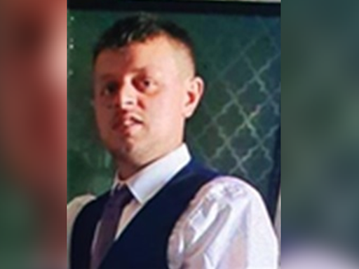 Police search for missing man, 32, who disappeared last night