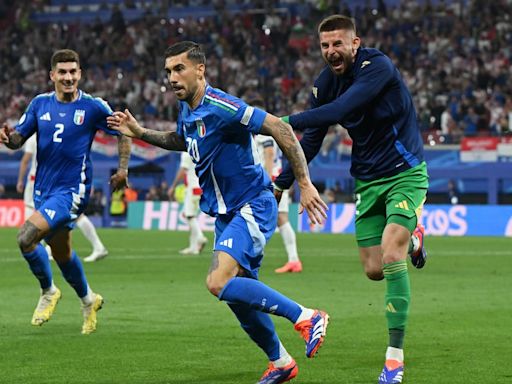 Un gol en el último minuto de Italia deja al borde del abismo a la generación de oro de Luka Modric