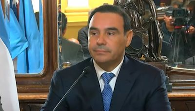 El gobernador de Corrientes intentó justificar su tuit sobre el caso Loan: “Fue por ansiedad, estaba mirando la tele”