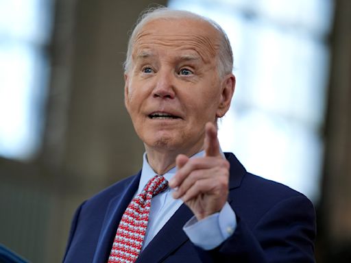 Biden estaría ultimando planes para limitar la inmigración en la frontera entre EEUU y México