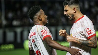 Red Bull Bragantino bate o Vitória de virada pelo Brasileirão