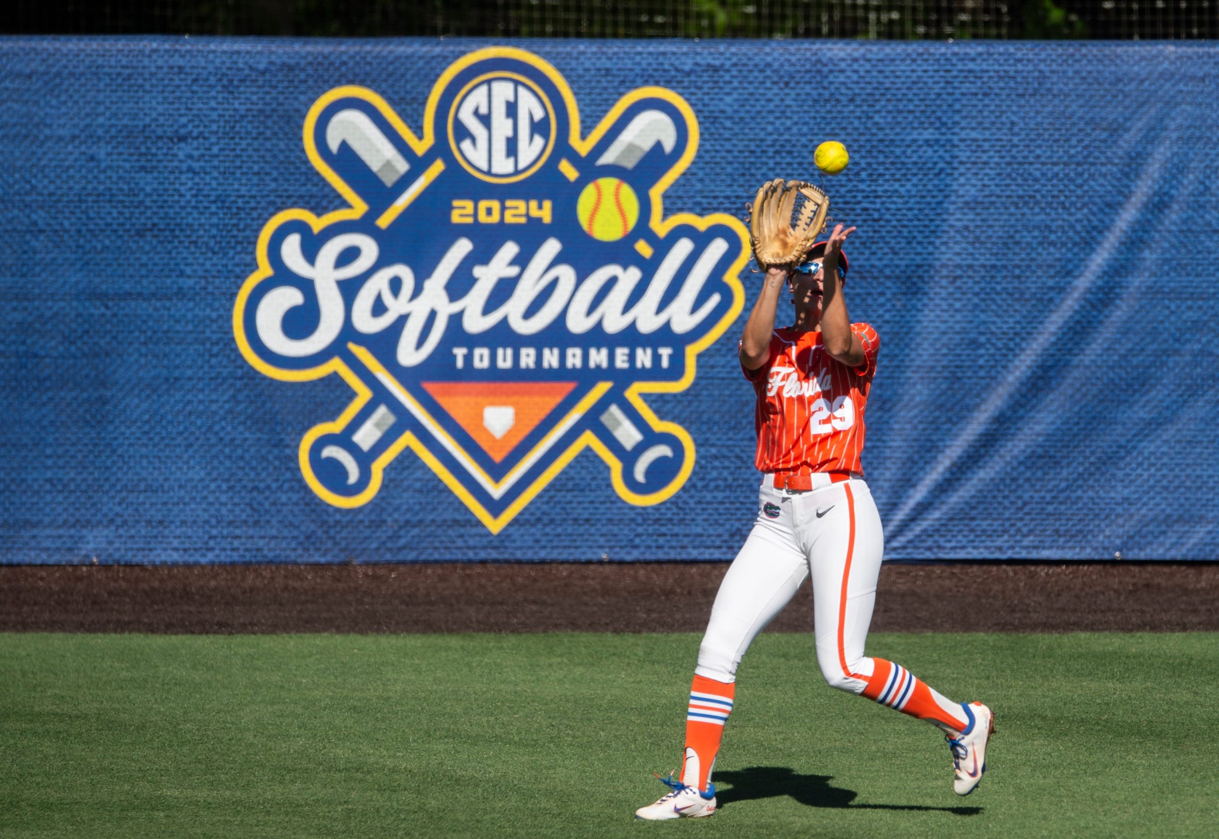 Florida softball adds two veteran infielders via NCAA transfer portal