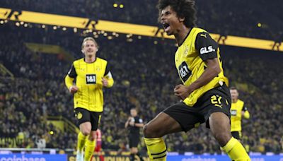 Un partidazo de Adeyemi permite al Dortmund dormir como líder