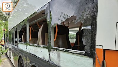 北大嶼山公路巴士撞工程車 8人受傷