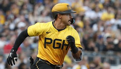 Deadspin | Nick Gonzales drives in four as Pirates pummel Braves 11-5