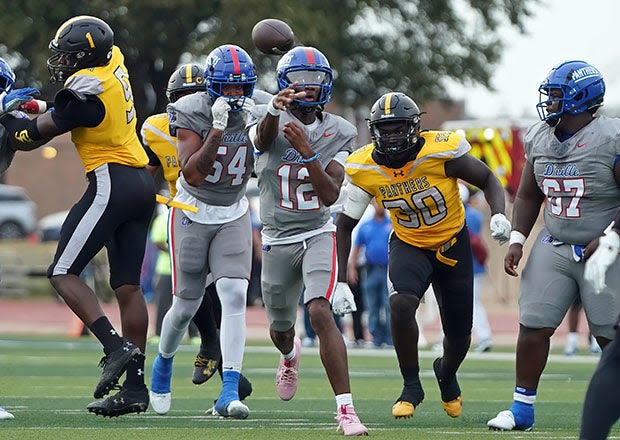 High school football: No. 4 Duncanville comes back to defeat No. 22 St. Frances Academy 28-24