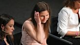 Amanda Knox returns to Italian courtroom for slander verdict