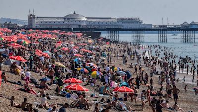 Met Office insist UK isn’t in heatwave even though 29C scorcher to fry Britain