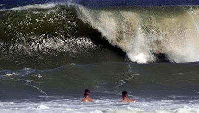 Man recovering from shark bite on the Florida coast in state’s third attack in a month | World News - The Indian Express