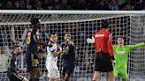 Real Scoiedad - Real Madrid | Munuera Montero incendia Anoeta: polémico gol anulado a Kubo