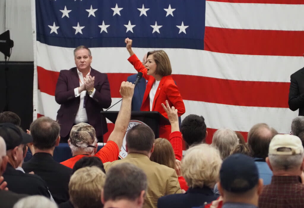 Iowa Republican officials rally behind Trump at state GOP convention