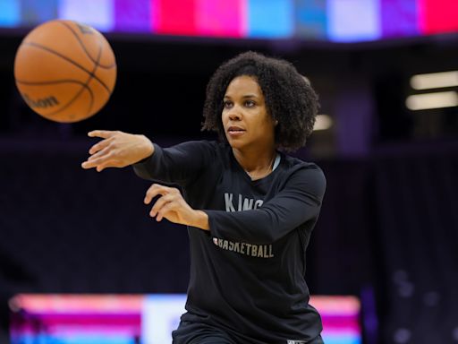 Lakers hiring Lindsey Harding as assistant coach on JJ Redick's staff, per report