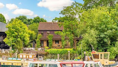 'Hedonistic hideaway' on rock 'n' roll Eel Pie Island in Twickenham on the market for £3.25 million